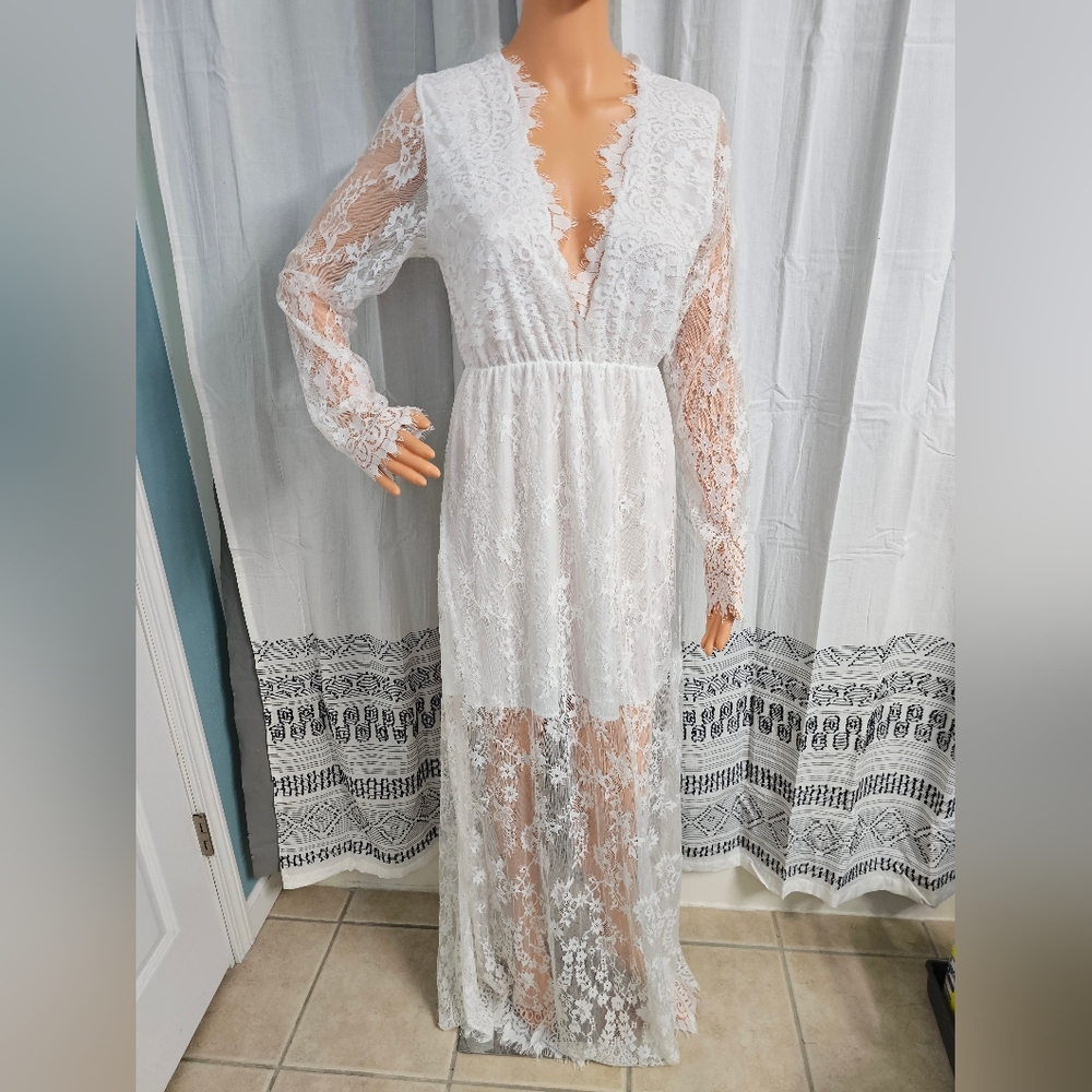 Vintage Bohemian White Lace Maxi Dress - Yomoko